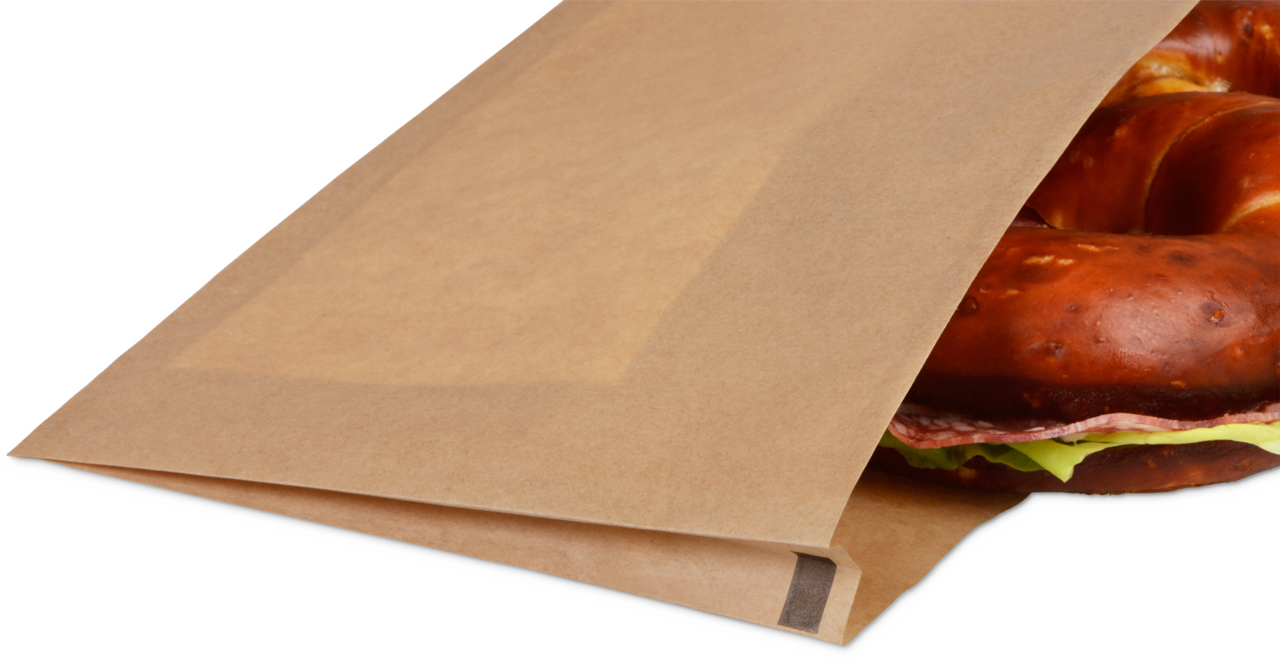 Eine kleine Seitenfalte sorgt dafür, dass auch höhere Snacks einfach und sicher in der Tasche verpackt werden können 