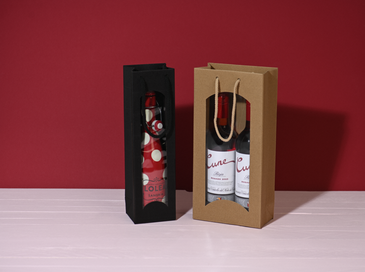 Flaschentasche für Wein mit einem Füllvolumen von 0,75 oder 1 Liter geeignet 