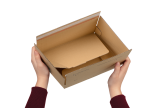 Für effiziente und sichere Abläufe: 1. Box seitlich zusammendrücken – Boden richtet sich selbstständig auf und ist fixiert.