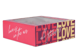 1-teiliger Karton mit Schriftzug «all you need is love»