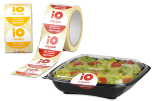 Salatverpackung mit Etikett