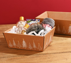 Geschenkkorb-in-schönem-Ambiente