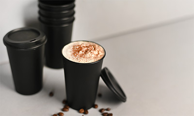 To-Go-Becher Kaffee