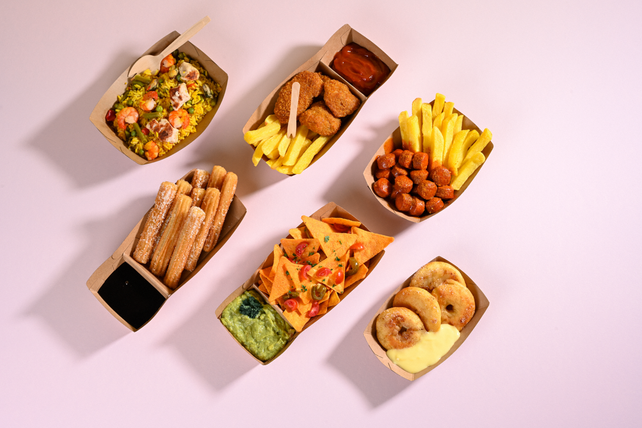 Bol à collation en carton brun avec compartiment à sauce