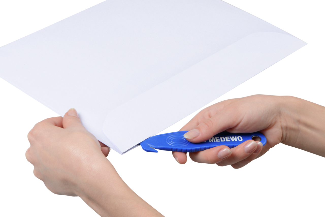 ouvrir des lettres et des pochettes d’expédition
