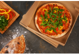 Boîte à pizza brun
