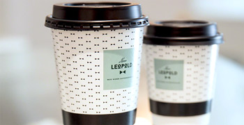 Bedruckte Kaffeebecher vom Kaffeehaus Leopold