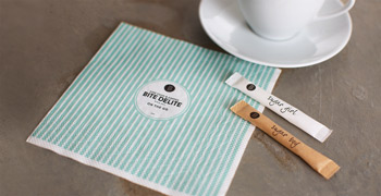 Bedruckte Serviette zum Kaffee 