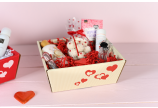 Geschenkkorb mit Herzen