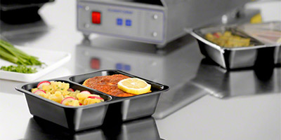 Siegelschale mit warmen Hauptgericht & Beilage