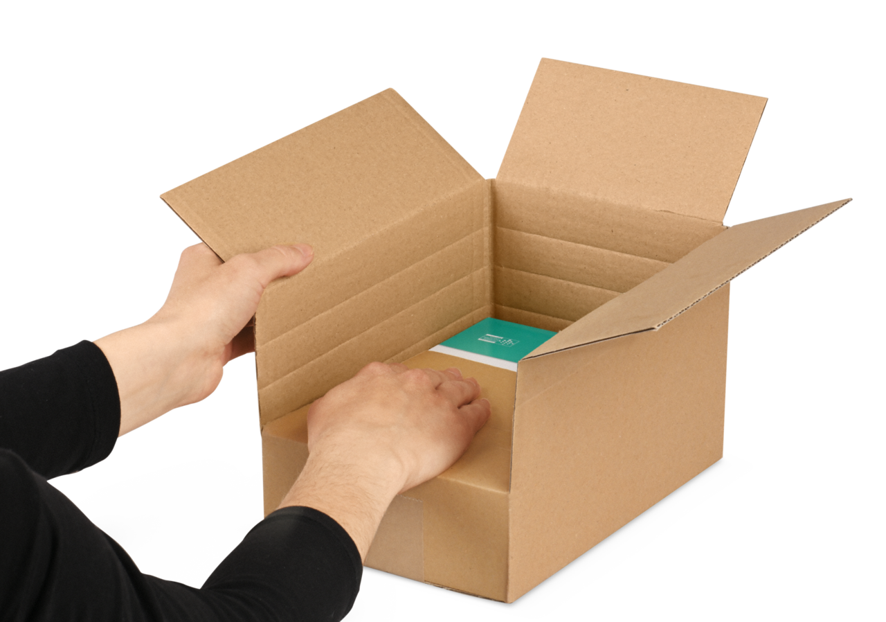 eine Schachtel für Inhalte unterschiedlicher Größe dank individueller Anpassung an das Packgut – spart und Platz im Lager und am Packtisch sowie Füllmaterial